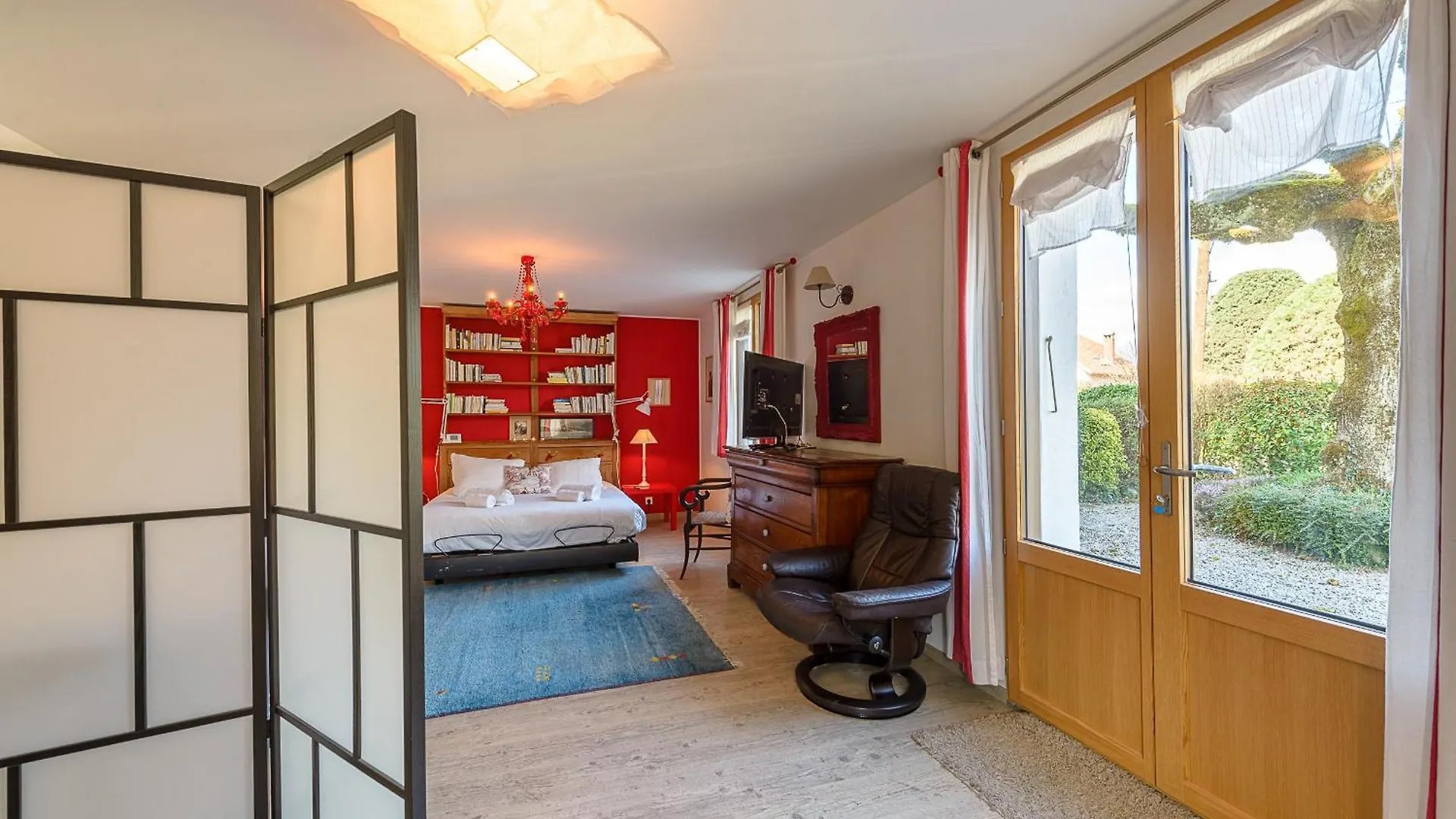 Holiday home Les Clapotis Du Lac, Maison De Famille A 2 Pas Du Lac-Lla Selections By Location Lac Annecy Saint-Jorioz France